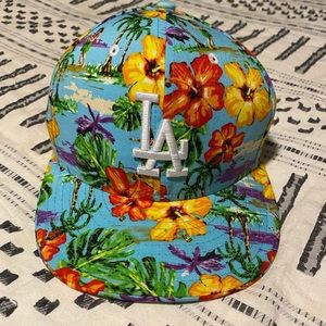 Los Angeles Dodgers Hawaiian SnapBack